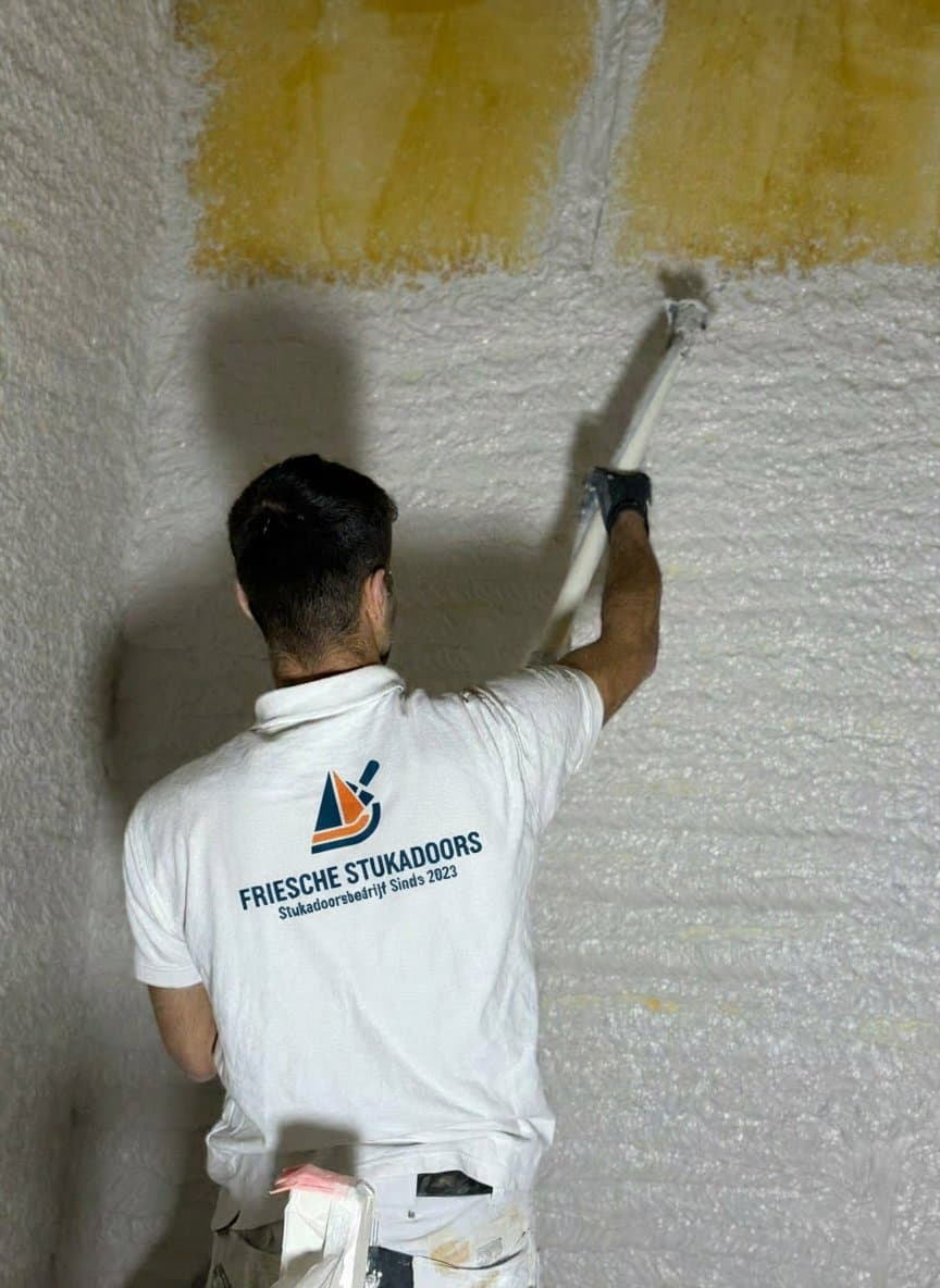 Friesche Stukadoors vakmannen aan het werk